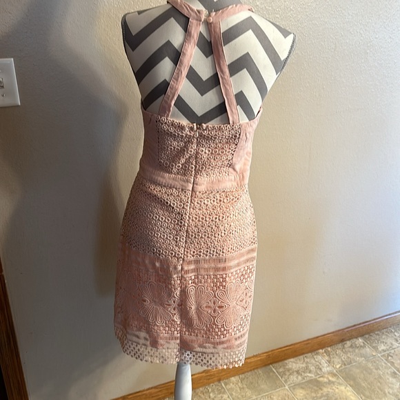 Women’s Doe & Rae dress size medium - Picture 4 of 7